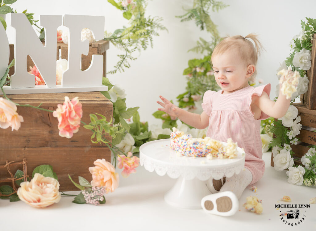 birthday girl and a cake smash photography session.